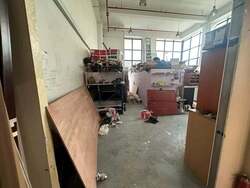 Heng Loong Building (D23), Factory #635439581